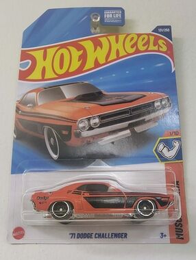 1971 Dodge Challenger Hot Wheels HW Muscle Orange 1/10 Diecast
